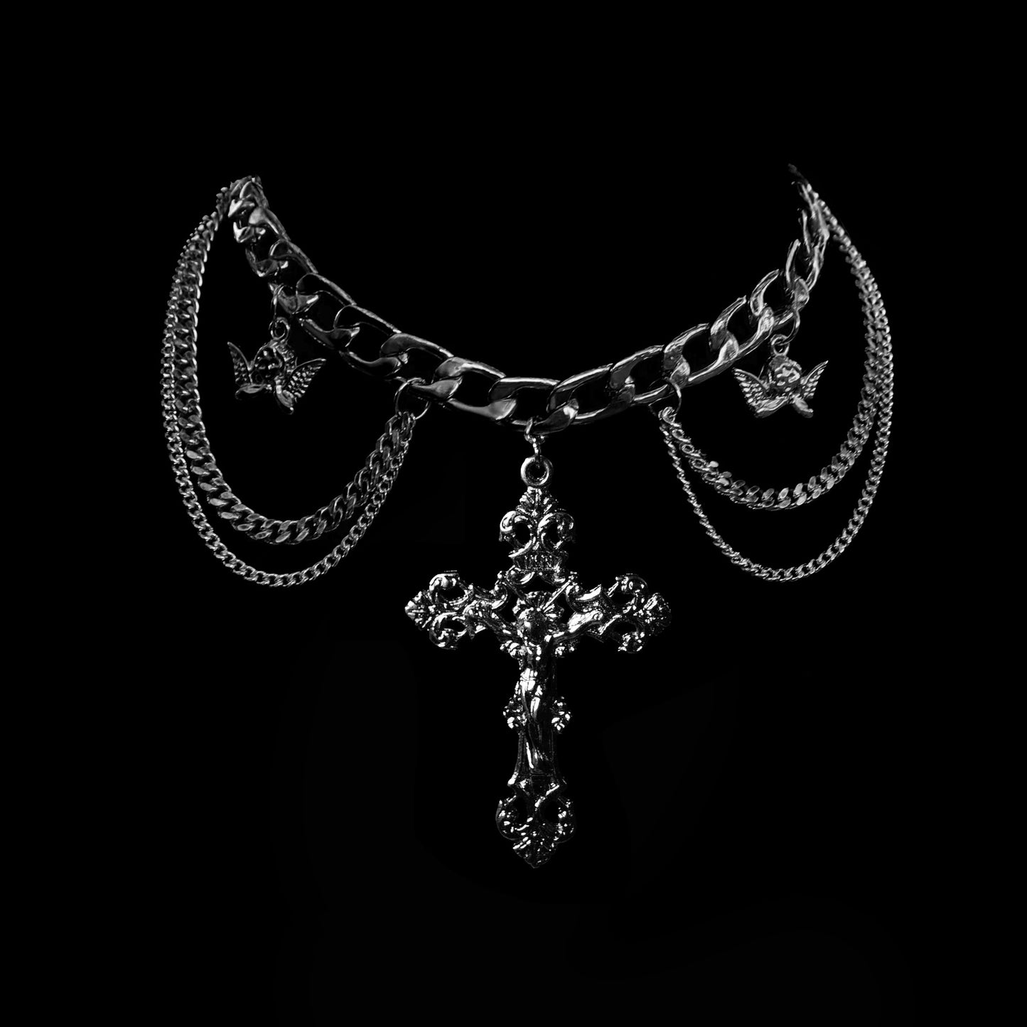 Crucifixus Choker