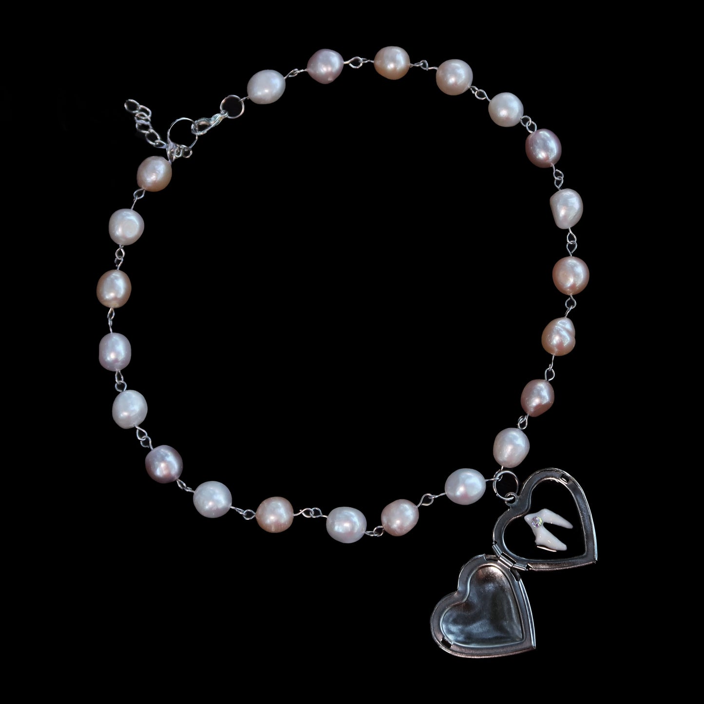 Loose Tooth Locket Pearl Strand