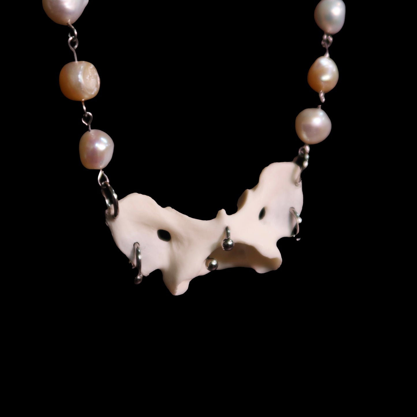 Pierced Atlas Bone Pearl Choker