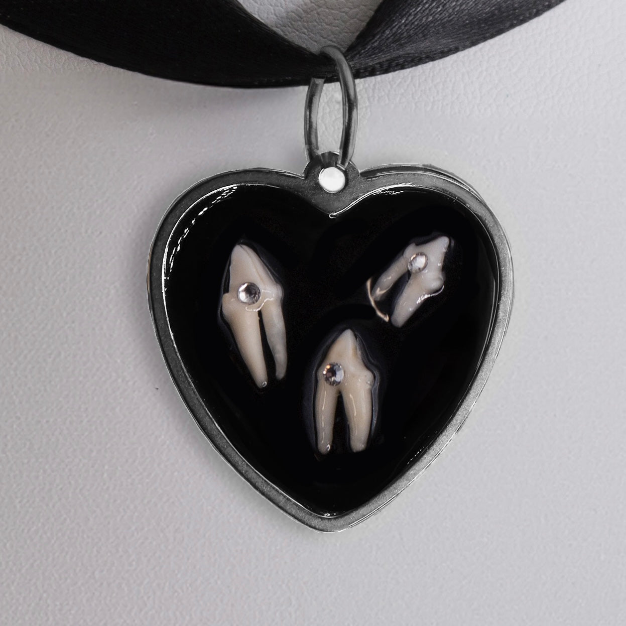 Romantic Idealism Choker Pt 2