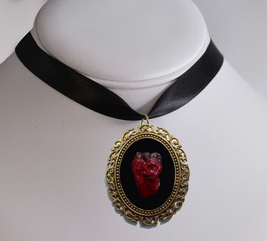 Rotten Hearted Ribbon Choker