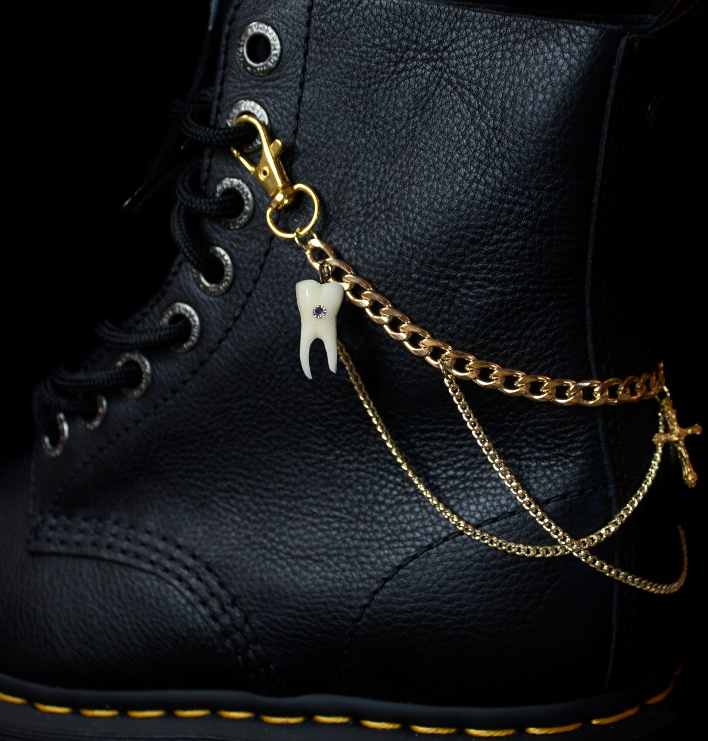 Ornate Tooth Shoe Chain for Dr. Martens or Combat Boots