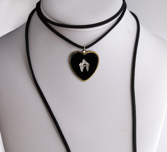Romantic Idealism Choker